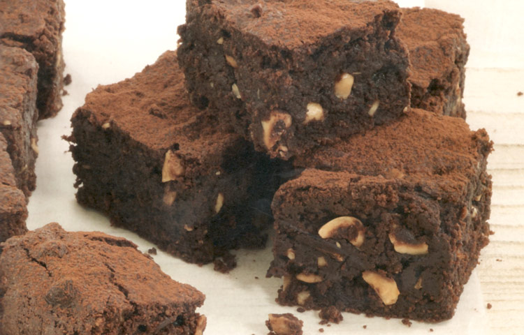 Receta de Cocina paso a paso: Brownies de Chocolate y Avellanas