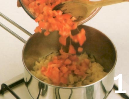Preparacion de Sopa de Tomate - Paso 1