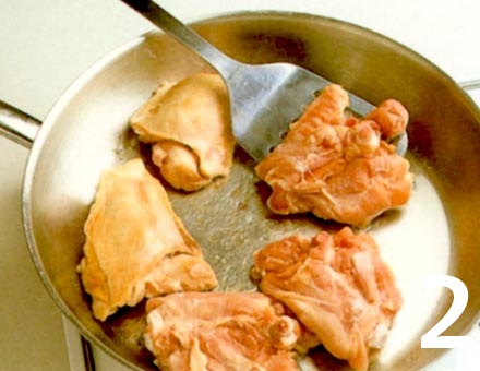 Preparacion de Receta de Cocina: Pepperonata de Pollo - Paso 2