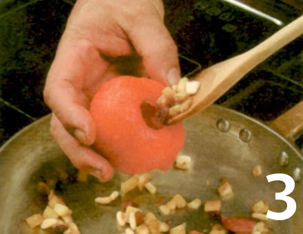 Preparacion de Receta de Cocina: Tomates Rellenos con Berenjenas - Paso 3