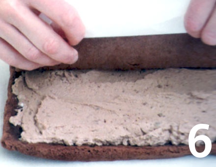 Preparacion de Brazo de Reina de Chocolate con Castañas - Paso 6